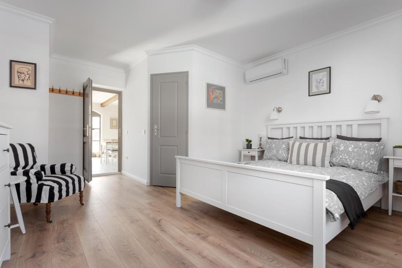 Premium Vendégház Eger Esterno foto